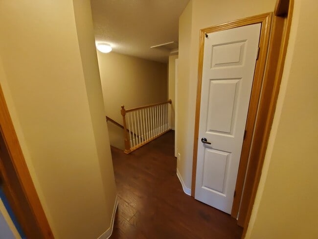 2300 Hart Ave Unit 7