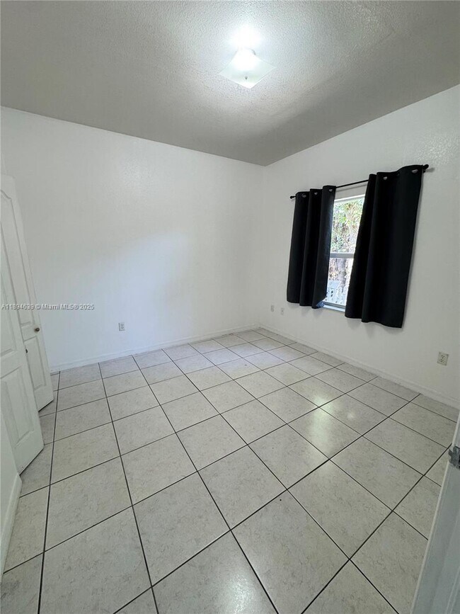 Photo - 2 bedroom in North Miami Beach FL 33181