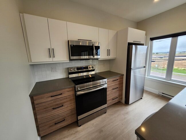 Photo - 180 Hillsborough Rd Unit 205