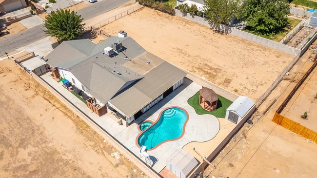 Photo - Perfect Pool House!!