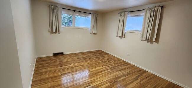 Photo - 806 W Westview Ave