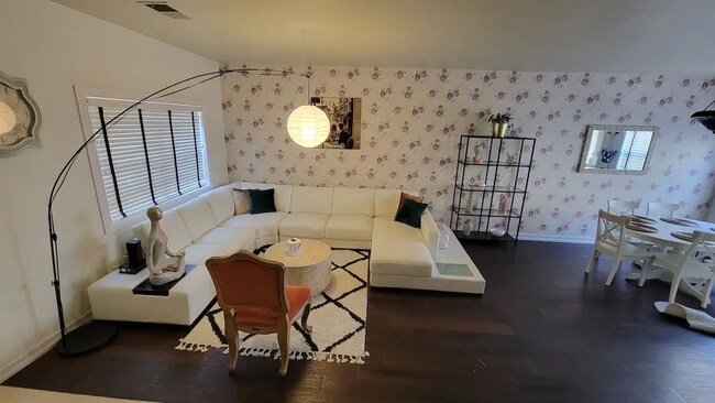 Living Room - 9960 Scripps Vista Way