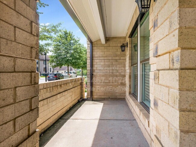 Photo - 1575 Duckworth Ave