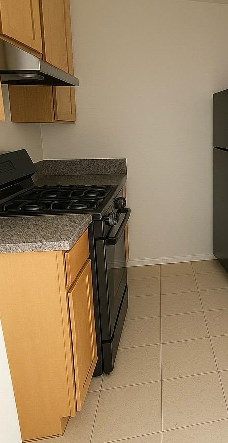 Photo - 390 Avenue 57