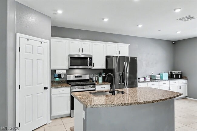 Photo - 10634 Sariah Skye Ave