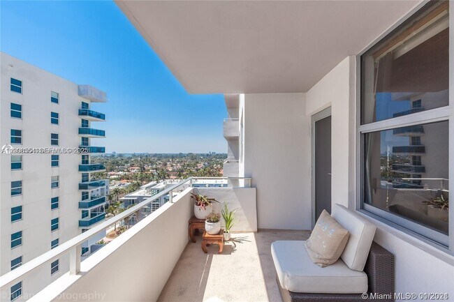Photo - 9225 Collins Ave Unit 1006