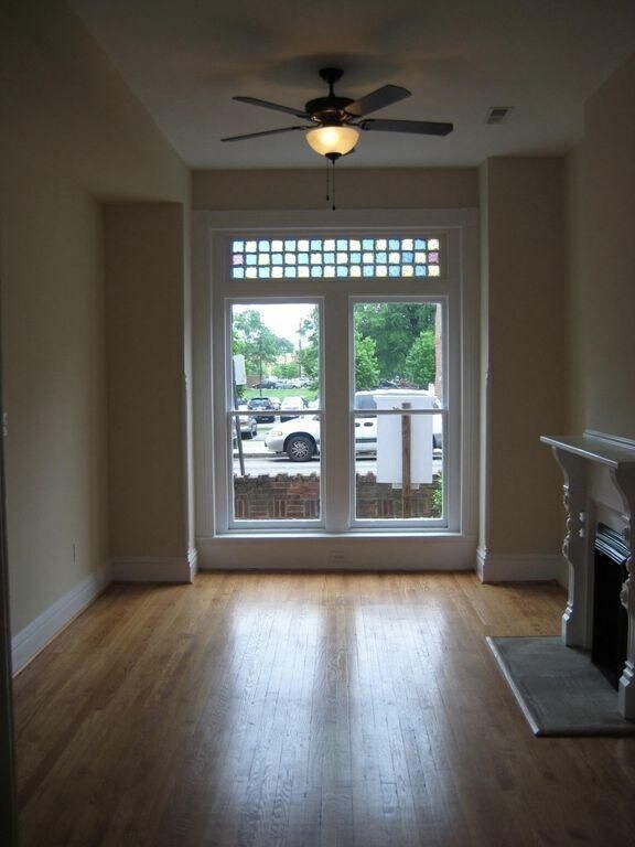 Photo - 12 S Plum St