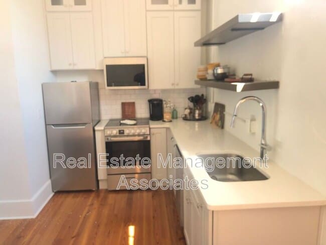 Building Photo - 215 Main St Unit 1C Rental