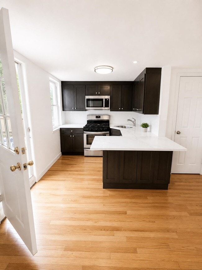 Photo - 305 2nd St Unit 1