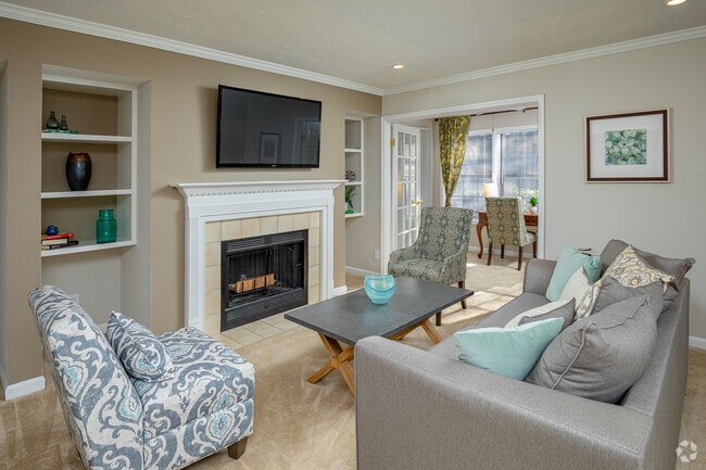 2BR, 2BA - 1,310SF