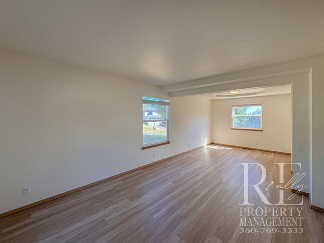 Photo - Immaculate Bremerton Home with Expansive Yard, Multiple Living Areas & Designer Kitchen
