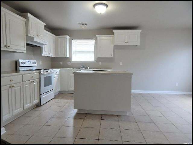 Photo - 451 Wisteria Dr