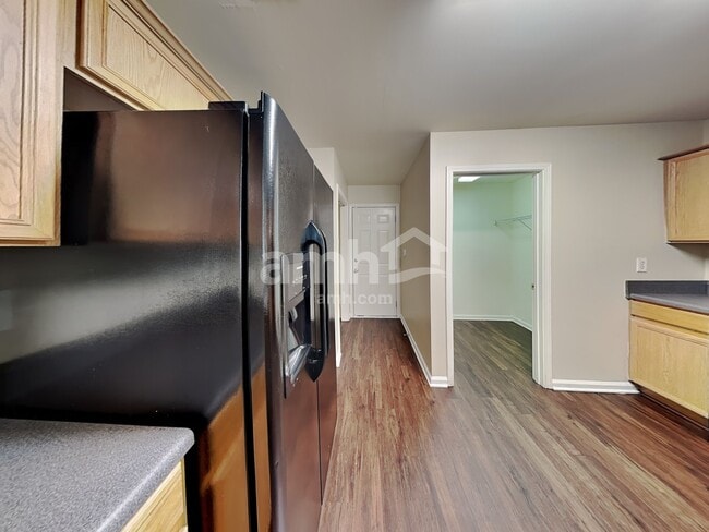 Photo - 219 Highland Falls Dr
