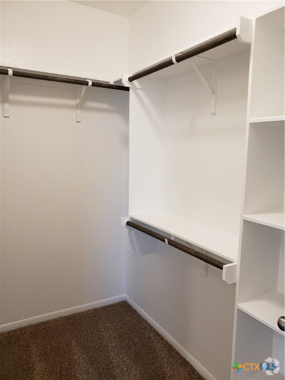 Building Photo - 5906 Blackstone Dr Rental