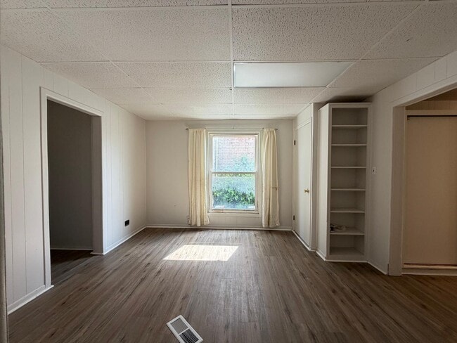 422 High St