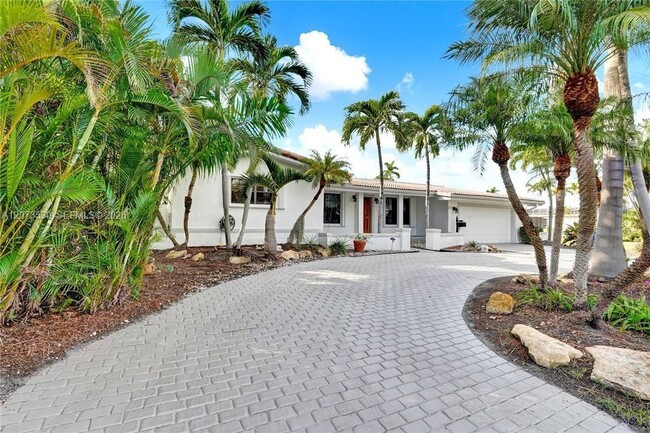 Photo - 612 Hibiscus Dr