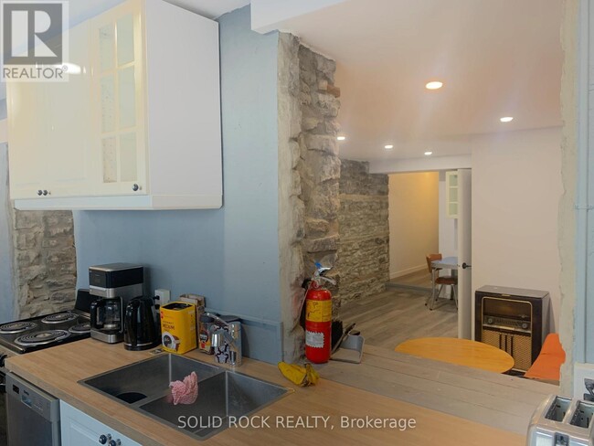 Photo - 71 King St E Unité D