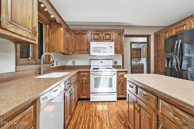 Photo - 101 Walden Ridge Dr