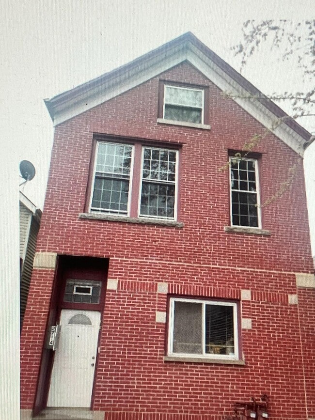 Photo - 2714 S Sacramento Ave Unit 3