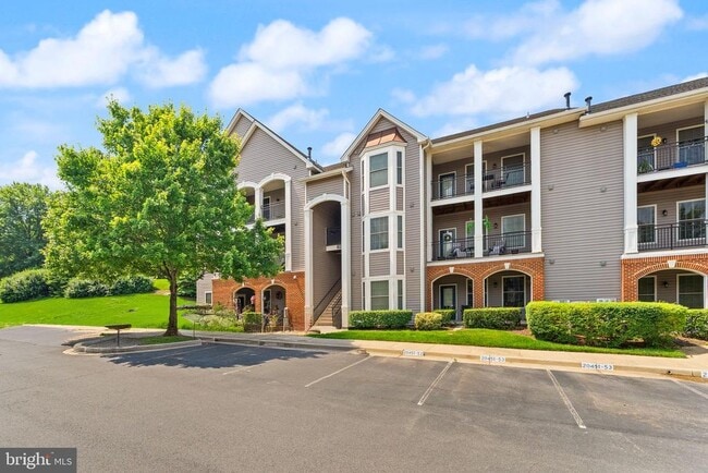 Building Photo - 20453 Chesapeake Square Unit 103 Rental