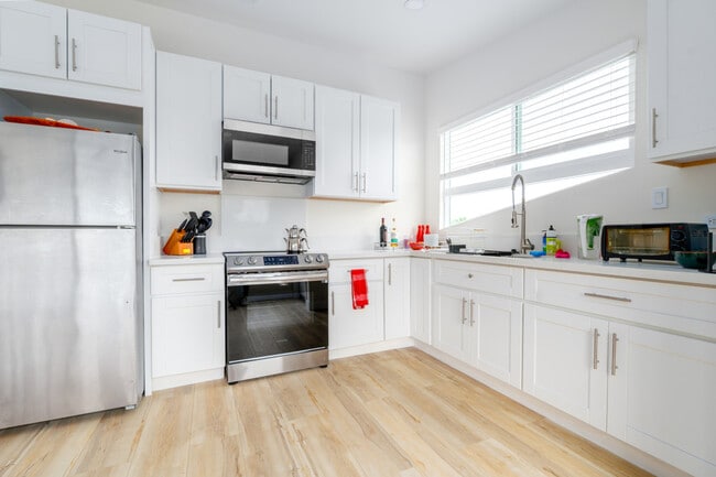 Photo - 5021 Foothill Blvd Unidad ID1321791P