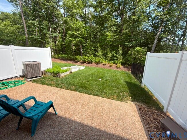 Photo - 11403 Hayloft Ln