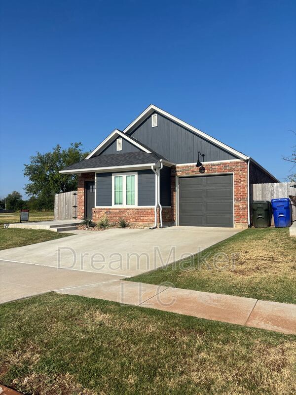 Building Photo - 1026 Riva Pkwy Rental