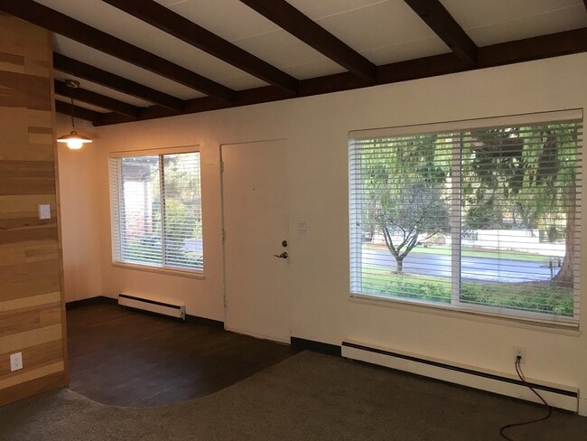 Living Room & View - 3604 Butler Dr Unit 1