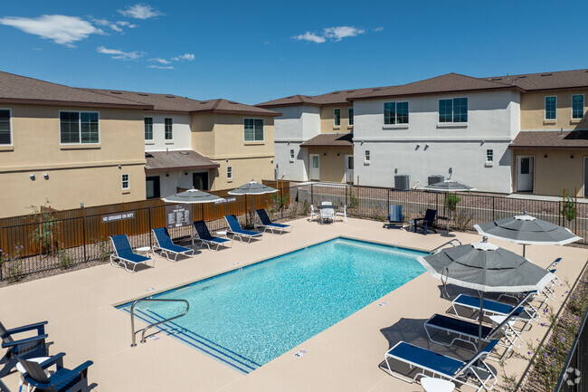 San Luciano Townhomes - San Luciano Townhomes