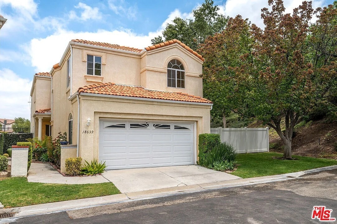 Photo - 18639 Nathan Hill Dr