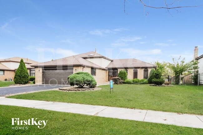 Photo - 753 Willow Rd