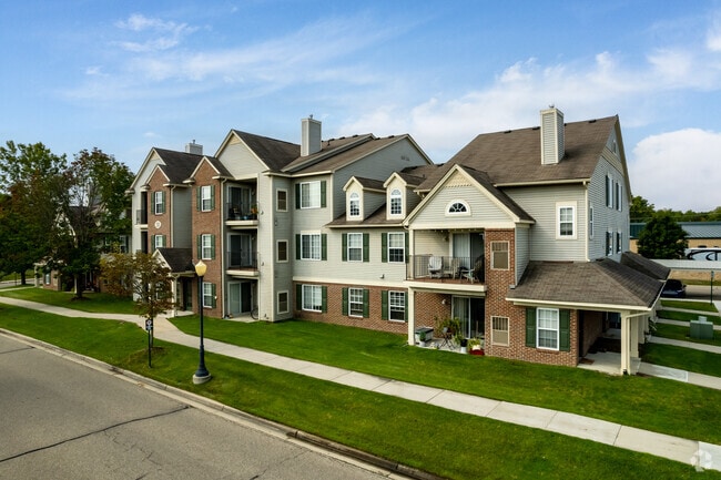 Building Photo - The Fairways at Woodfield Rental