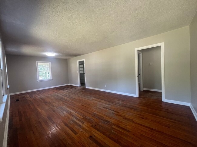Photo - 3127 2nd Ave