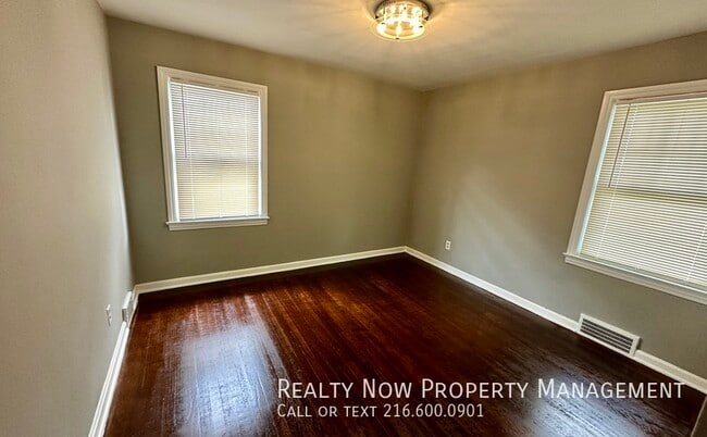 Photo - 1247 Argonne Rd