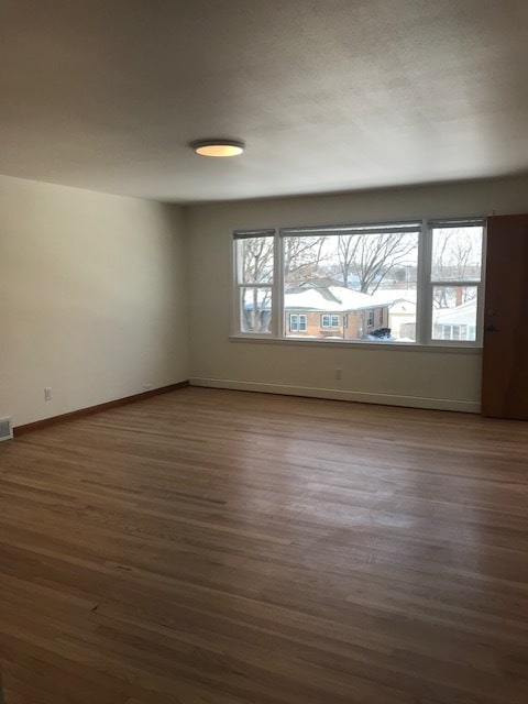 Photo - 2421 Hoard St Unidad 1