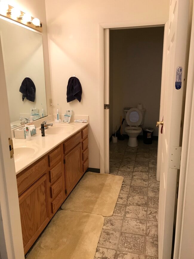 Photo - 875 Willard St Unit 875