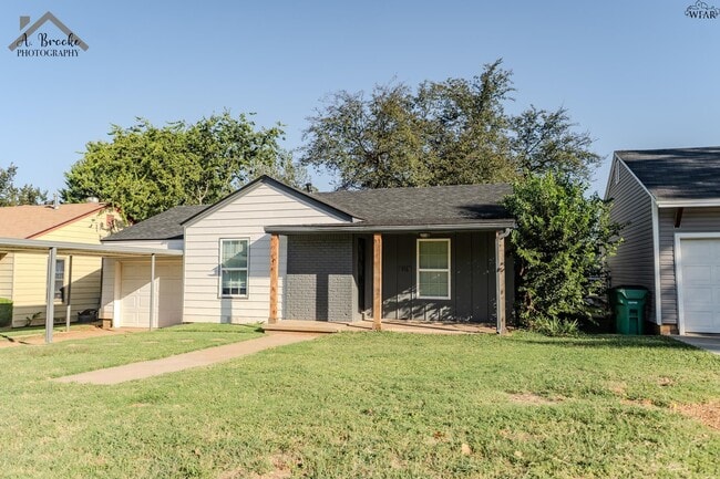 Photo - 516 W Magnolia Ave