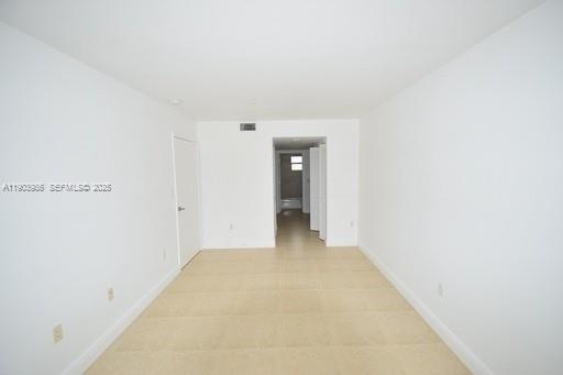 Photo - 4137 Stirling Rd Unit 304