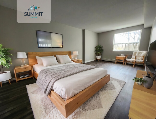 Building Photo - 700 Horizon