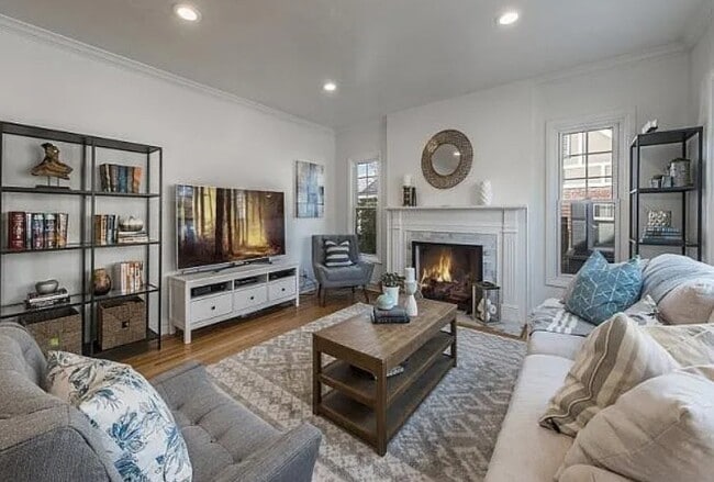 Photo - 1684 Browning Ave