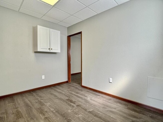 Photo - 702 E Main St