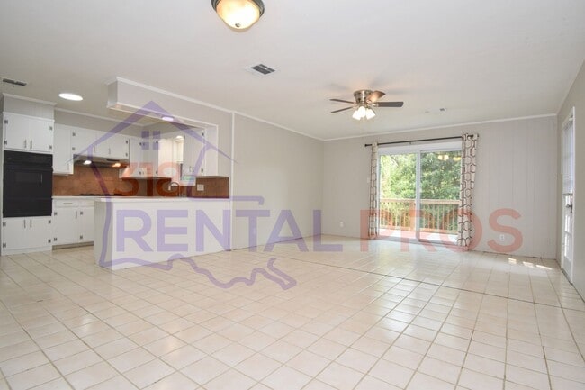 Photo - 3 Bed 2 Bath in Ruston!