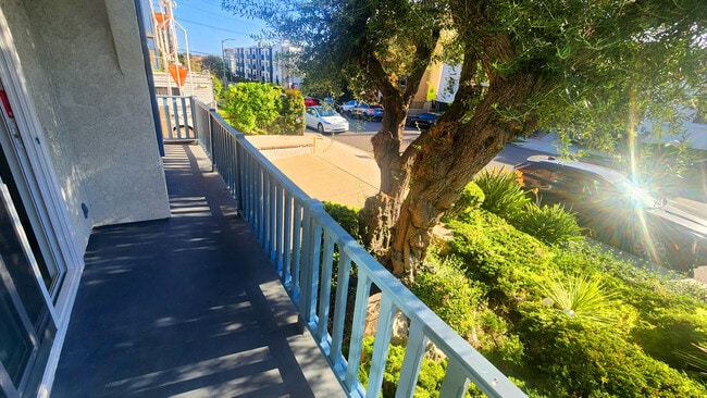 Photo - 1246 Brockton Ave