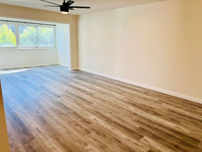 Photo - 5700 Ravenspur Dr Unit #209