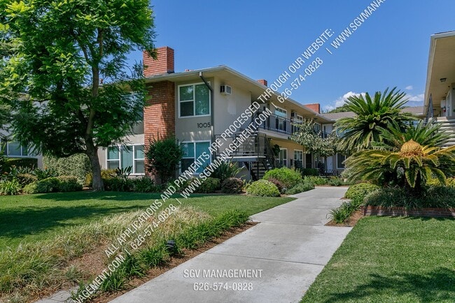 Photo - 1001-1005 W Huntington Dr