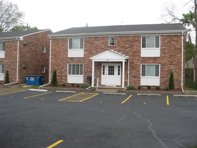 Photo - 4030 Elmhurst Rd