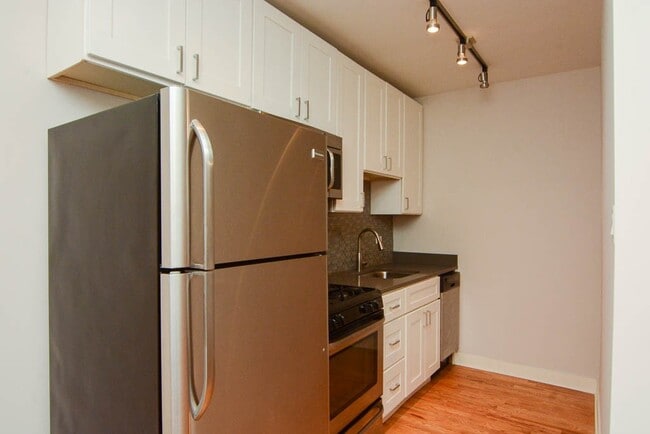 Photo - 2425 N Kedzie Blvd Unit 901