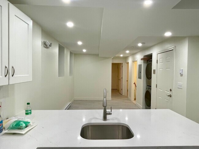 Photo - 47 Charter St Unidad 1F