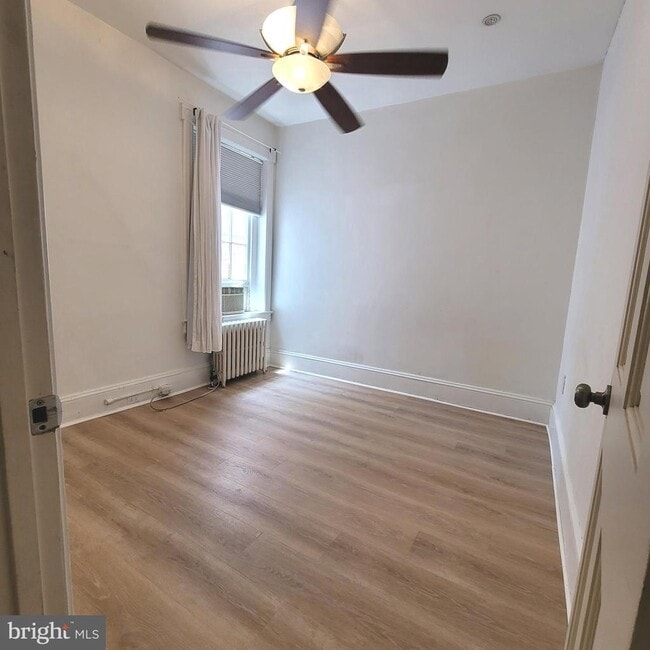 Photo - 3142 O St NW