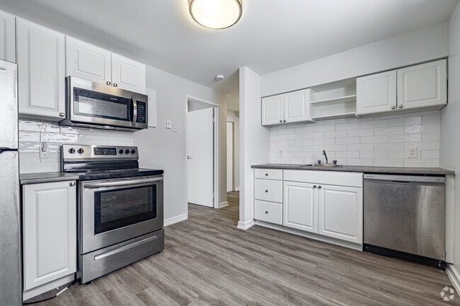 Interior Photo - Riverstone Place & Millstone Place